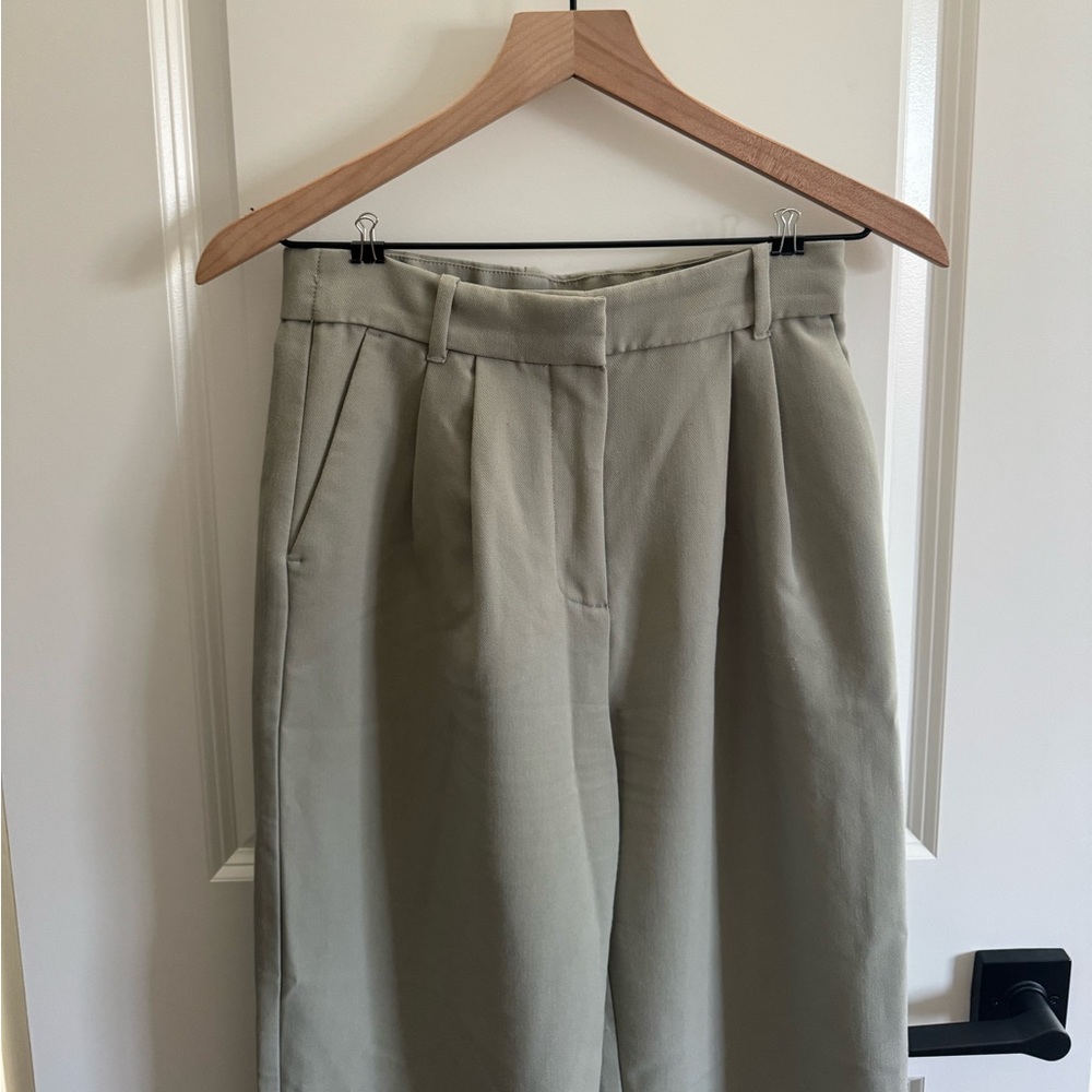 A&F Sloane Tailored Pant